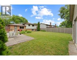 3285 ROSEBRIAR ROAD - 32