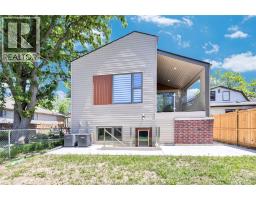 3371 BYNG ROAD - 31