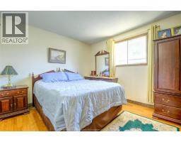 1651 COURTLAND - 10