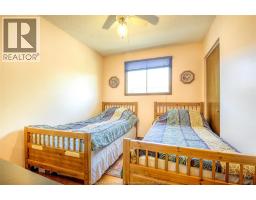 1651 COURTLAND - 11