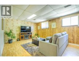 1651 COURTLAND - 17