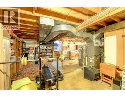 1651 COURTLAND - 23