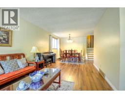 1651 COURTLAND - 7