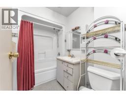 2278 MARENTETTE AVENUE - 8