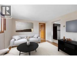 1361 ALBERT - 11