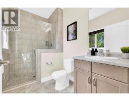595 DONLON STREET - 20