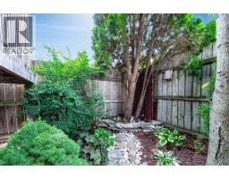 8275 Little River - 36