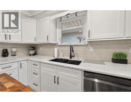 385 CENTENNIAL - 17