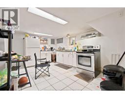 542 VICTORIA AVENUE - 12