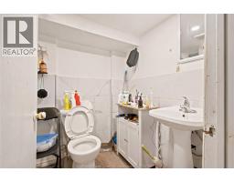 542 VICTORIA AVENUE - 13