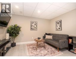 1235 Maple - 39