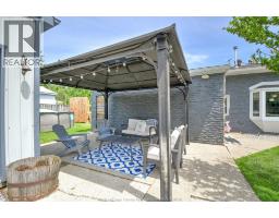 137 BEVERLY BOULEVARD - 11