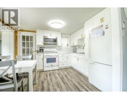 137 BEVERLY BOULEVARD - 17