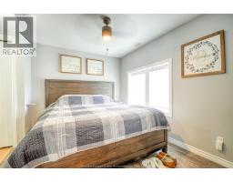 137 BEVERLY BOULEVARD - 23