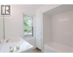 1054 GLIDDEN - 22