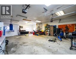 672 Talbot ROAD - 32