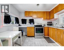 672 Talbot ROAD - 9