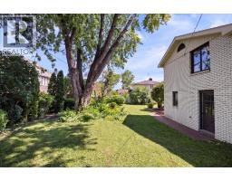 3770 HUNTINGTON - 25