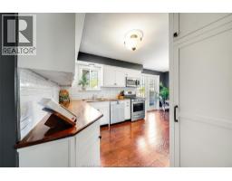 391 BETTY DRIVE - 12