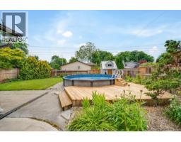 391 BETTY DRIVE - 44