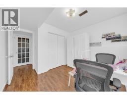 1541 FOSTER - 29