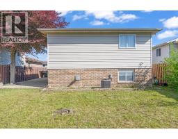1541 FOSTER - 41