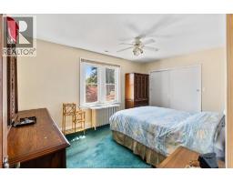 2226 Gladstone AVENUE - 25