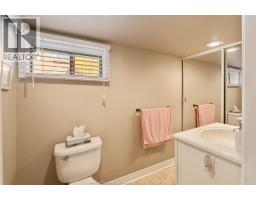 2226 Gladstone AVENUE - 38