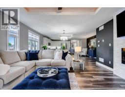 1 Woodland STREET - 18