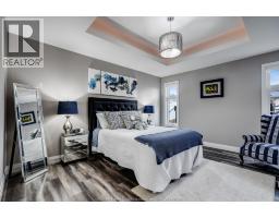 1 Woodland STREET - 20