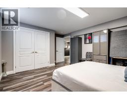 1 Woodland STREET - 37