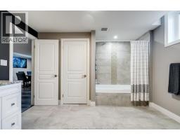 1 Woodland STREET - 39