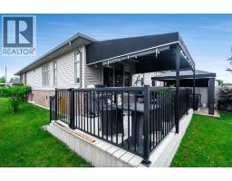 1 Woodland STREET - 48