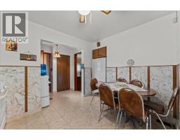 1663 ELSMERE - 13