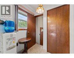 1663 ELSMERE - 15