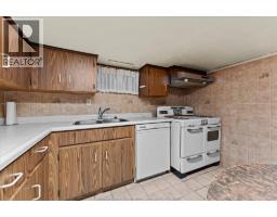 1663 ELSMERE - 22