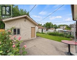 1663 ELSMERE - 33