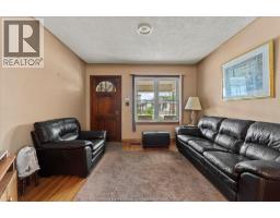 1663 ELSMERE - 7