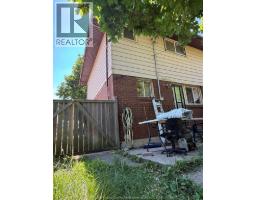 1566 CURRY AVENUE - 26