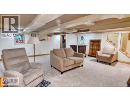 2332 MOY AVENUE - 29