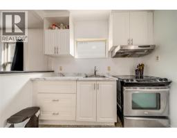 1531 WINDSOR AVENUE - 14
