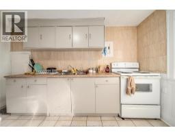 1531 WINDSOR AVENUE - 16
