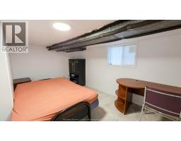 721-723 CAMPBELL AVENUE - 26