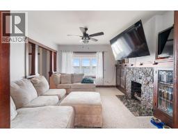 1441 RIVERSIDE DRIVE East - 7