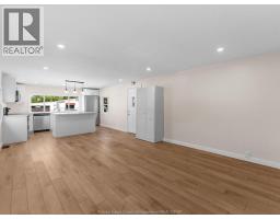44 Miriam COURT - 9