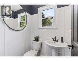 426 KING STREET East - 16