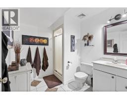 426 KING STREET East - 25