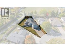 1467 GUILDWOOD CRESCENT - 34