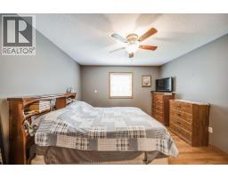 314 MENARD - 24