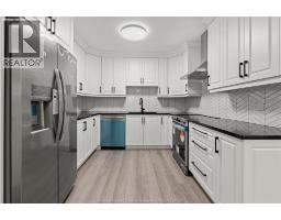 3161 MCROBBIE - 37